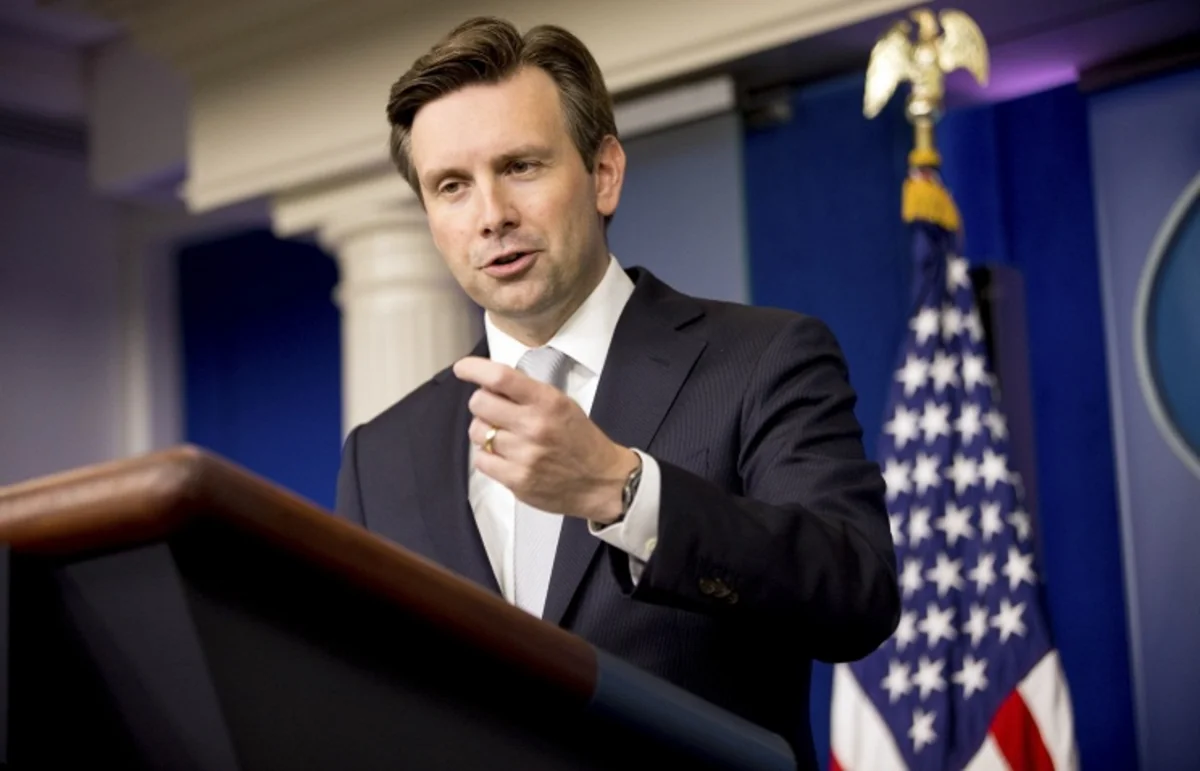 Белый дом; США считают, что и Турции, и РФ нужно сделать шаги к деэскалации напряженности