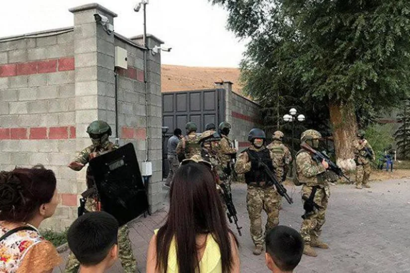 Security forces launch new raid on the residence of Kyrgyzstan ex-president