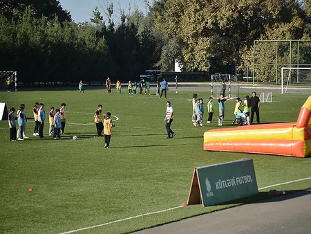 UEFA-nın dəstəyi ilə Ağcabədidə futbol festivalı keçirilib
