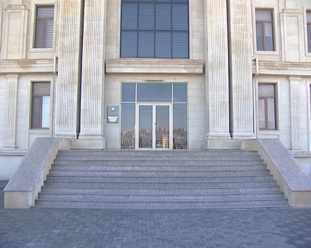 Qazax-Bakı qatarında gələn əvvəllər məhkum olunmuş şəxsdən tapança götürülüb