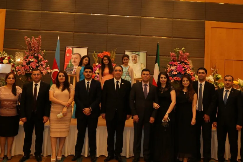 ​Respublika Günü Küveyt mətbuatında geniş şəkildə işıqlandırılıb