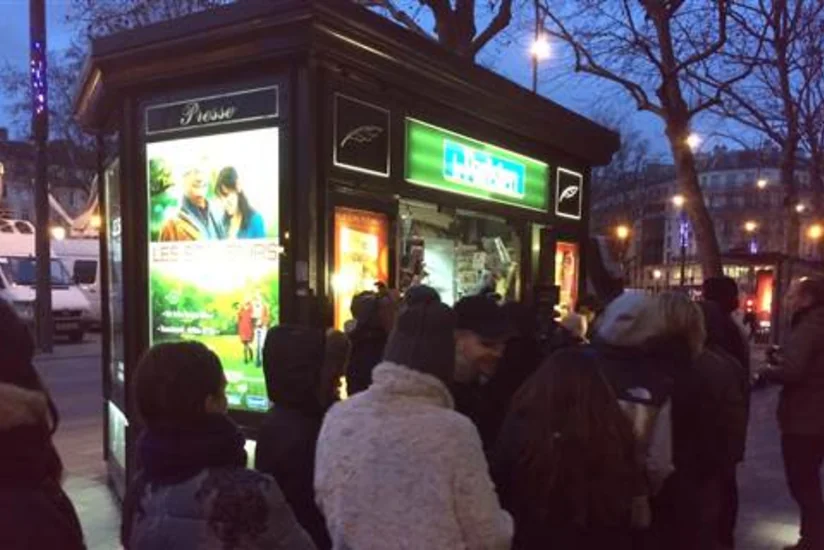 Новый выпуск Charlie Hebdo мгновенно распродан