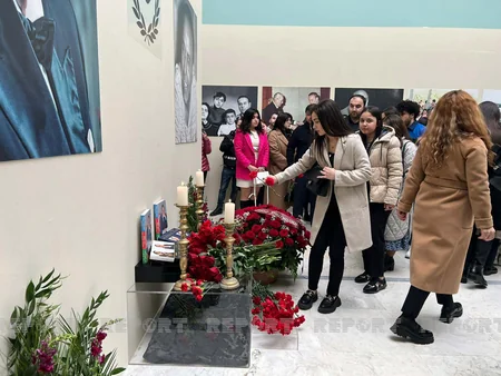 Moskvada Heydər Əliyevin xatirəsi anılıb