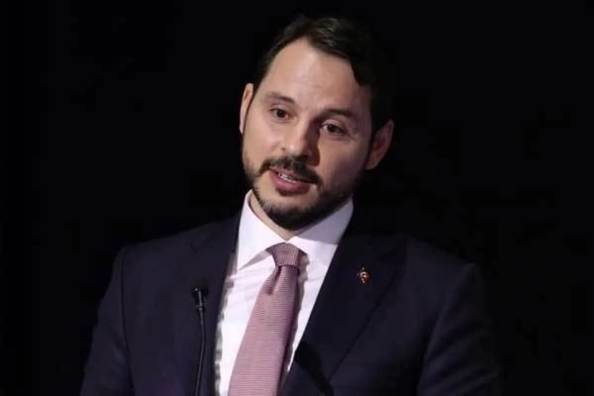 Türkiyəli nazir xarici investorlar üçün telekonfrans təşkil edib