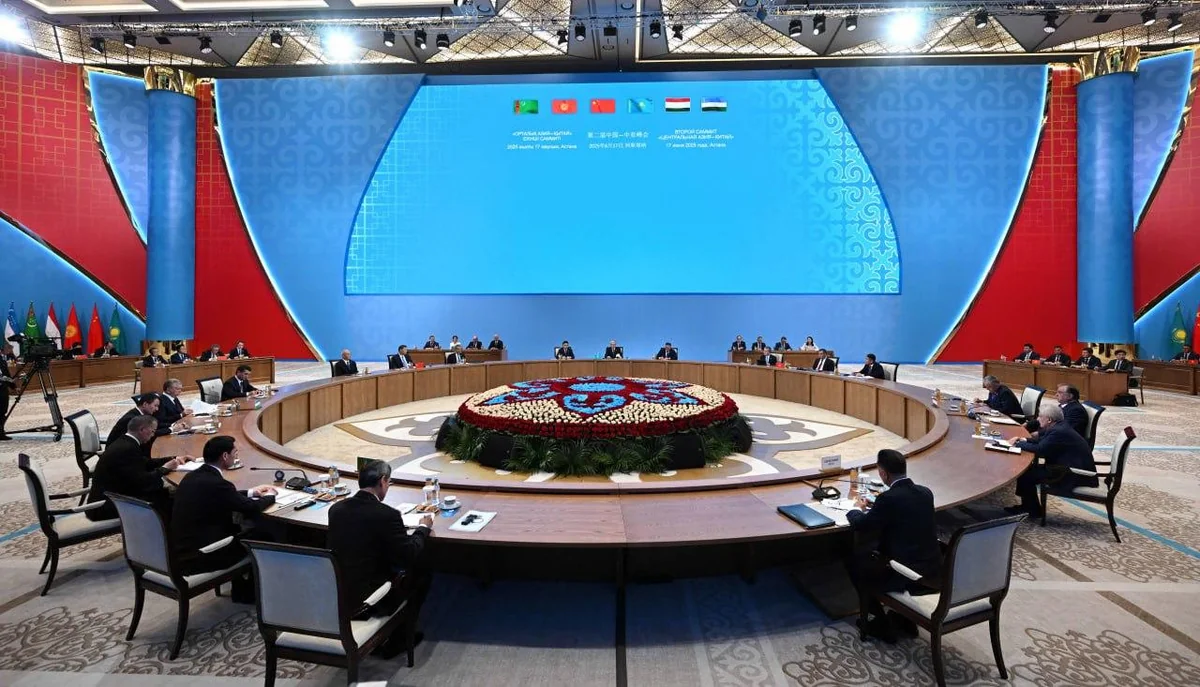 Kazakhstan willing to create transport hub in Kuryk port with China