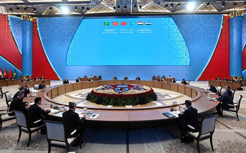 Kazakhstan willing to create transport hub in Kuryk port with China