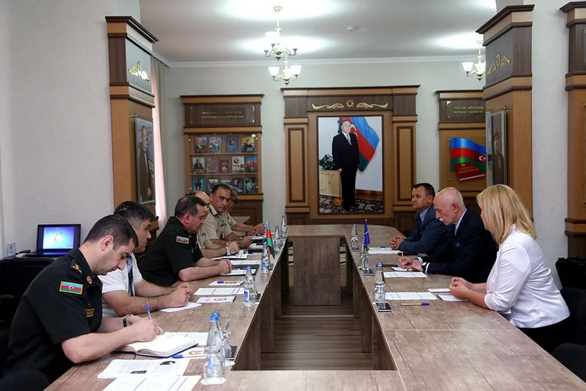 В Баку проводится рабочая встреча с экспертами НАТО в сфере образования