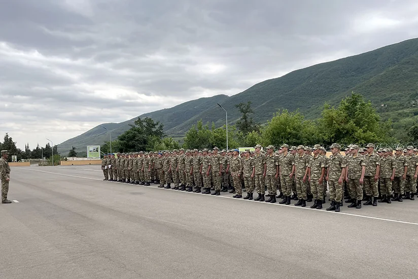 Azərbaycan Ordusunda hərbi vəzifəlilərlə təlim toplanışı davam edir