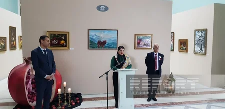 Azərbaycanlıların Həmrəyliyi Günü ərəfəsində Moskvada “Nar dastanı” sərgisi açılıb