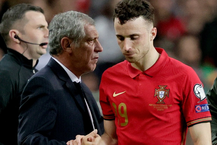 Azərbaycan millisinin baş məşqçisi Liverpulun futbolçusunun ölümünə münasibət bildirib