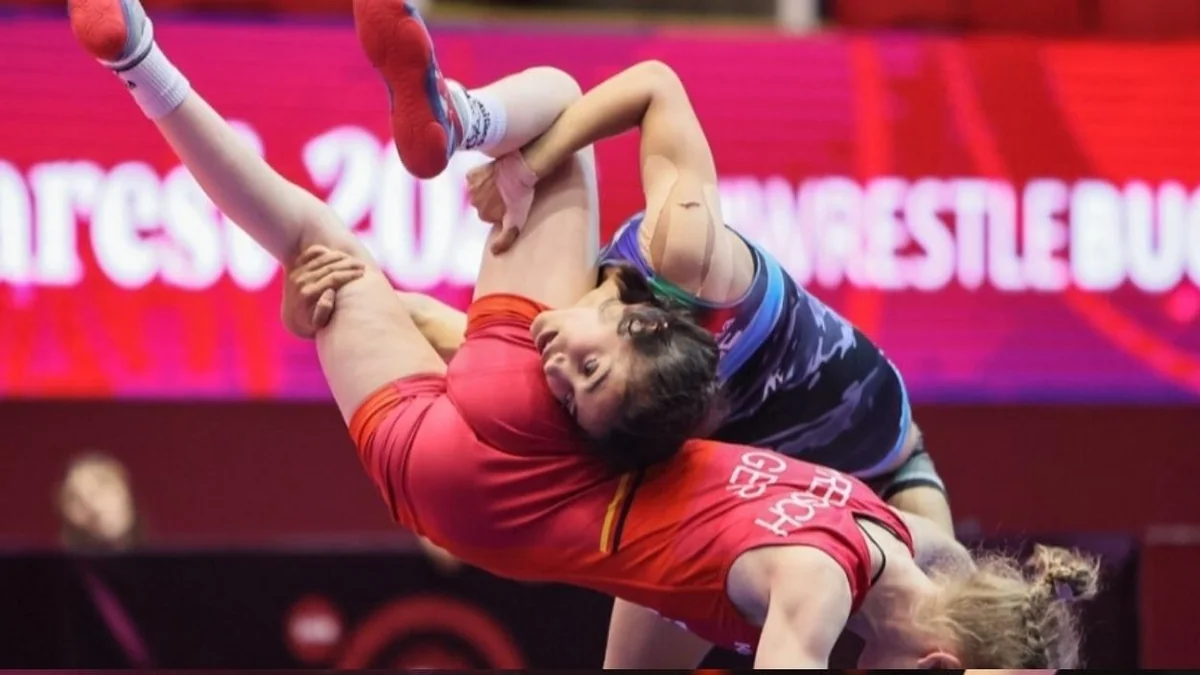 Azərbaycan qadın güləşçiləri Avropa çempionatında iki medal qazanıb