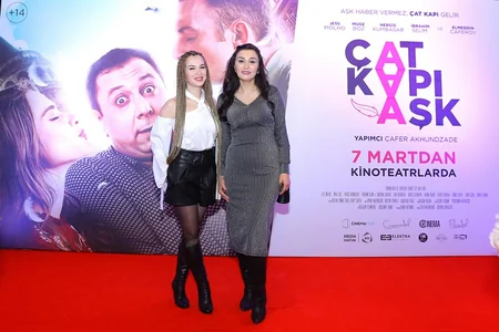 “Çat Kapı Aşk” filminin qala-gecəsi olub