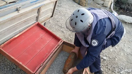 Goranboyda su arxının kənarında top mərmisi aşkar olunub