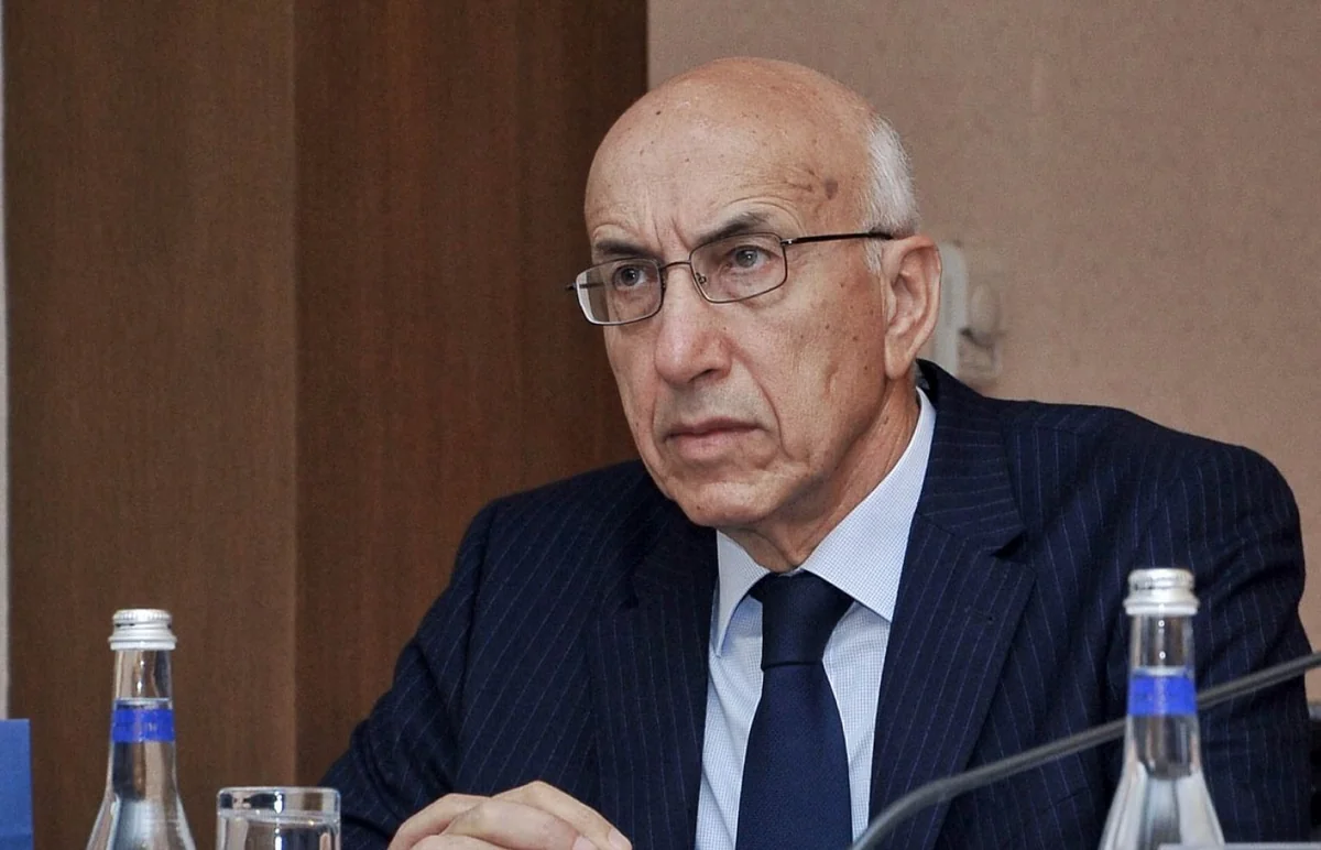 Prezident Arif Rəhimzadəni təltif etdi