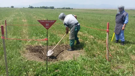 ANAMA 9 partlayış yerinə baxış keçirib