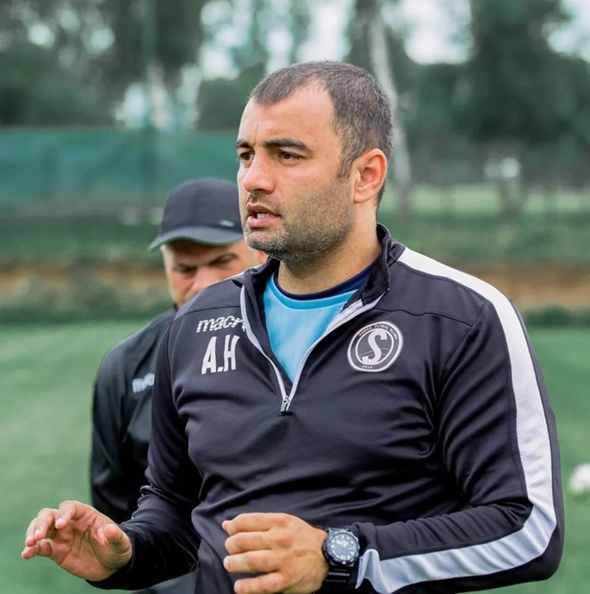 Səbail baş məşqçisi ilə bağlı qərarını verdi