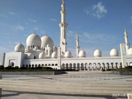 Abu-Dabi: Şərqlə Qərbin sintezi - REPORTAJ