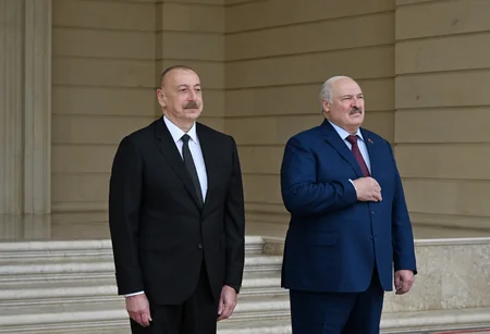 Belarus Prezidentinin rəsmi qarşılanma mərasimi olub