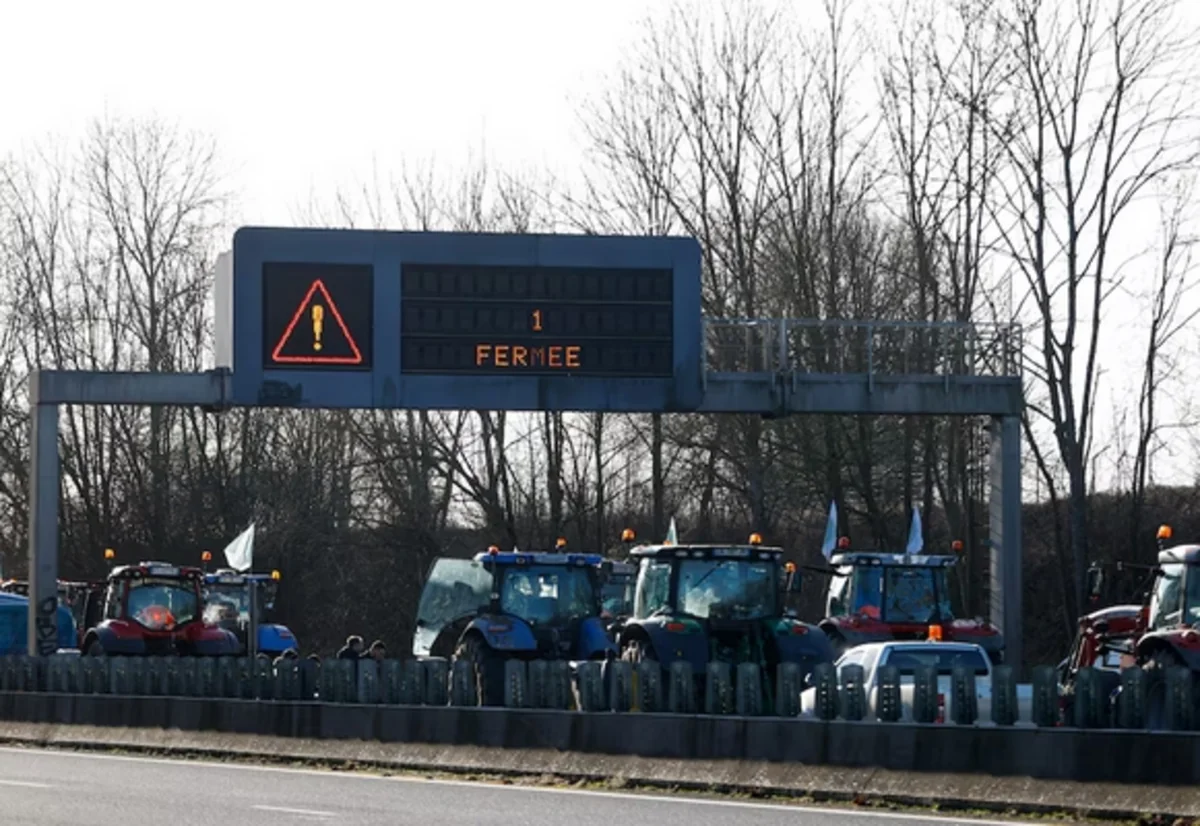 French farmers block highway near Paris leading to Spanish border