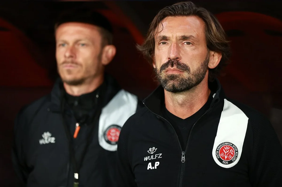 Türkiyə klubu Andrea Pirlo ilə yollarını ayırıb