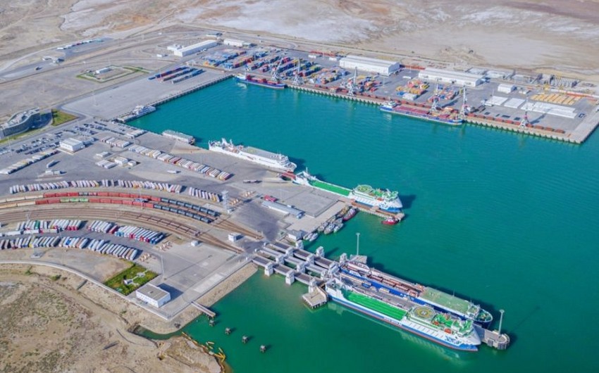 Volume of cargo transshipment in Baku port to exceed 7 million tons by end of year