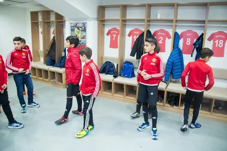 Mançester Yunayted Yay Futbol Məktəbinin 7 qalibi İngiltərəyə gedəcək