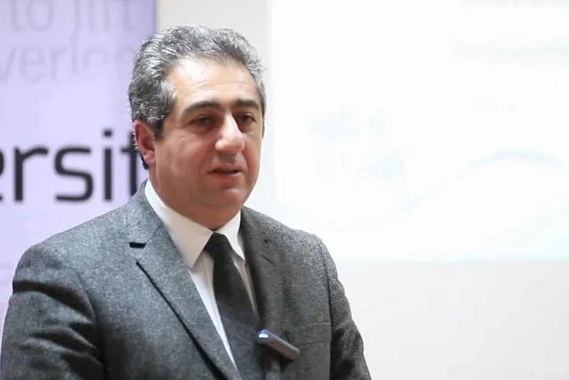 ​Qubad İbadoğlu: “Müsavat daxilində bir-birlərini aşağılayan yazılara son qoyulmalıdır”