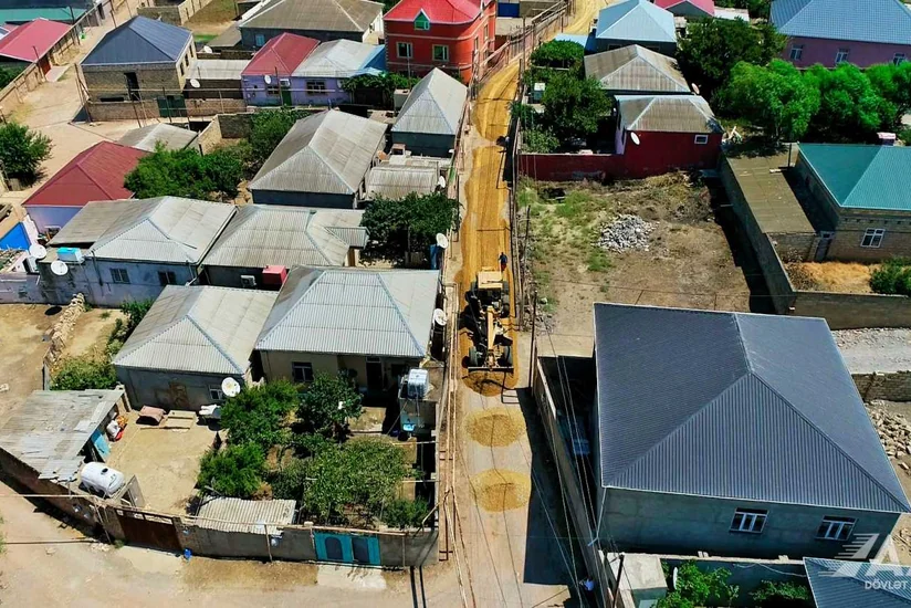 Bakının Binəqədi qəsəbəsində 4 küçənin təmirinə başlanıb