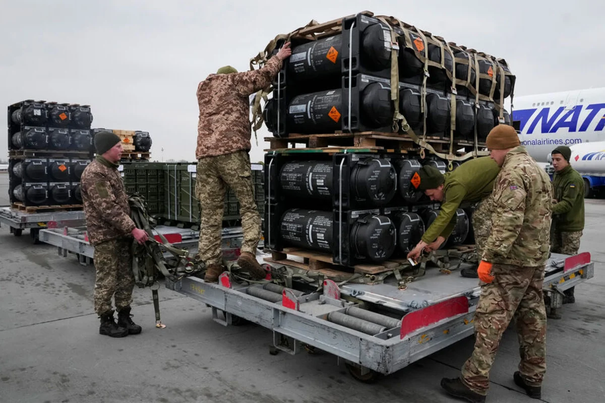 СМИ: Запад поставил Киеву более четырех тысяч единиц военной техники