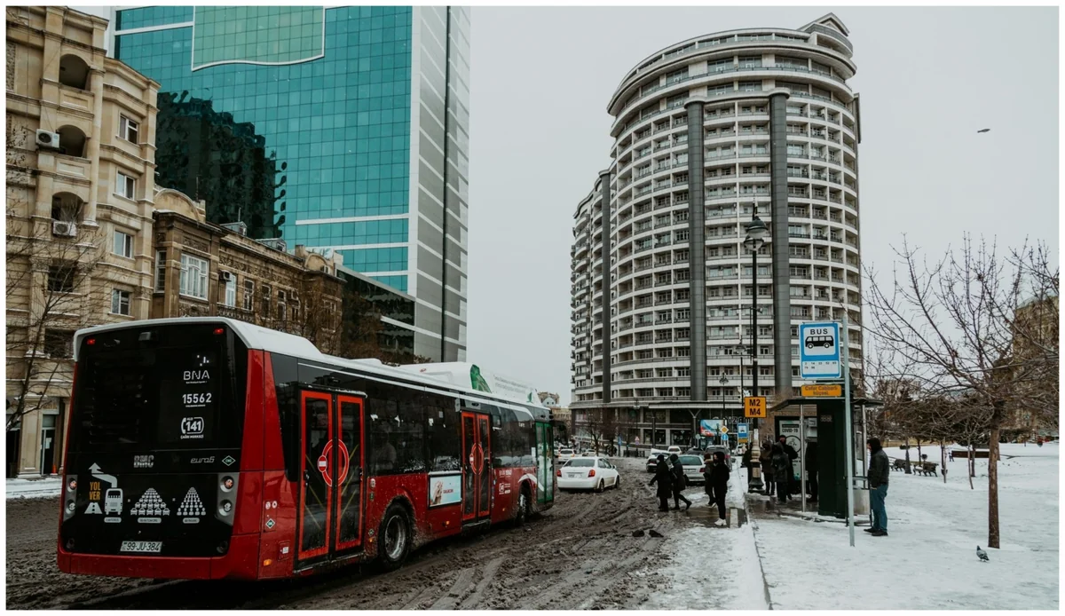 BNA: Bütün müntəzəm marşrut xətləri üzrə avtobuslar reysə çıxıb