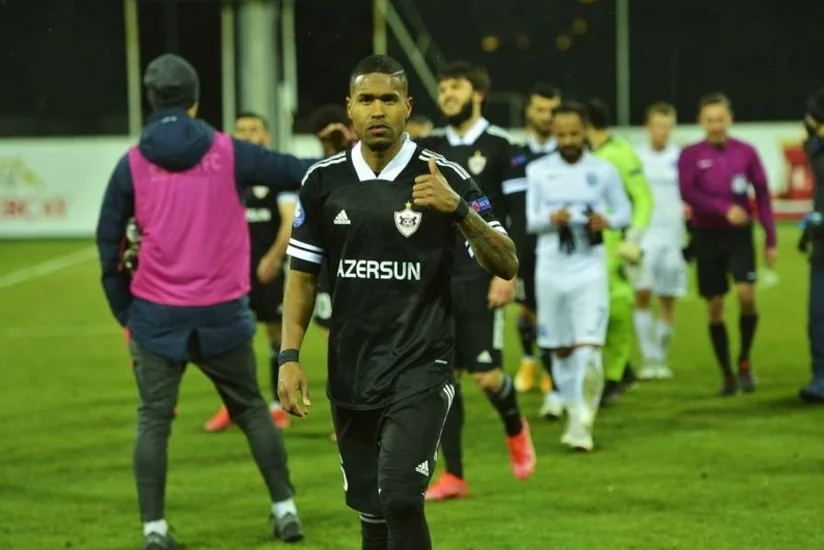 Legiya Qarabağın yarımmüdafiəçisini transfer etmək istəyir
