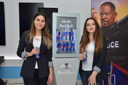 CinemaPlus-da “Pis oğlanlar” nümayiş olunub - VİDEO