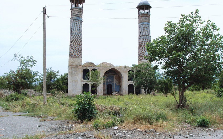 Мечети, разрушенные армянами в Карабахе