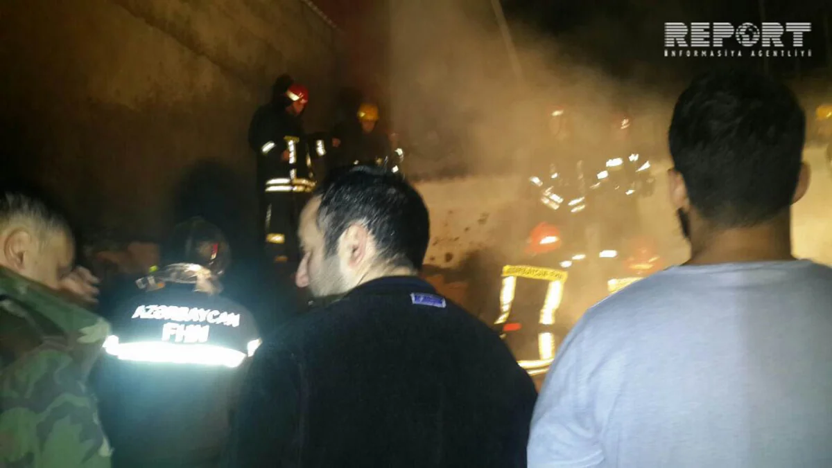 Yasamalda 3 fərdi yaşayış evi yanıb, 1 nəfər xəsarət alıb - FOTO