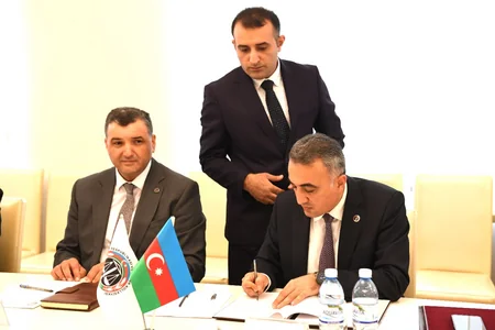 Dövlət Komitəsində Vəkillər Kollegiyası ilə əməkdaşlıq memorandumu imzalanıb