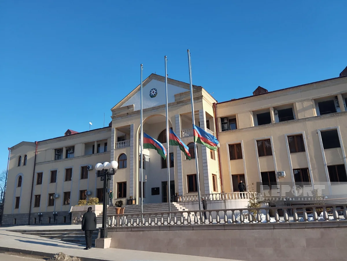 Xankəndi, Xocalı və Ağdərədə bayraqlar yarıya qədər endirilib