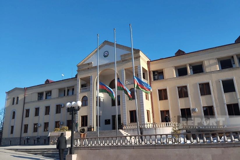 Xankəndi, Xocalı və Ağdərədə bayraqlar yarıya qədər endirilib