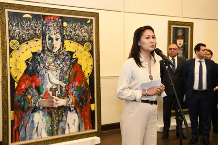 Heydər Əliyev Mərkəzində Türk dünyası rəssamlarının “Tomris” adlı sərgisi keçirilib