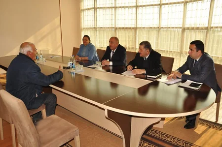 Naxçıvan MR Baş nazirinin birinci müavini Sədərəkdə vətəndaşların qəbulunu keçirib
