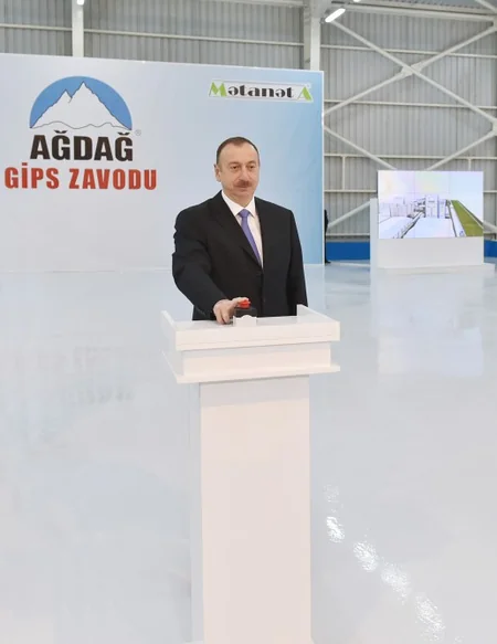 Prezident İlham Əliyev Yeni Ağdağ gips zavodunun açılışında iştirak edib