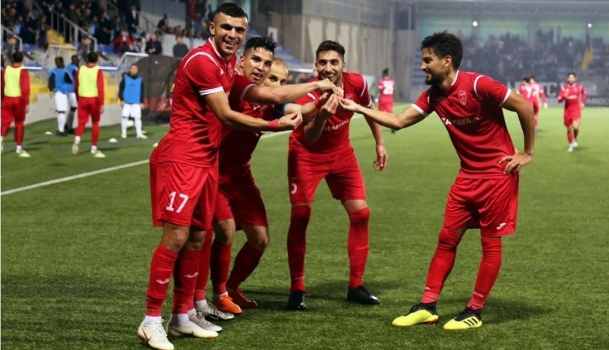 Vüsal İsgəndərli: Baş məşqçi mənə partlamağa hazır olan bomba deyirdi - MÜSAHİBƏ