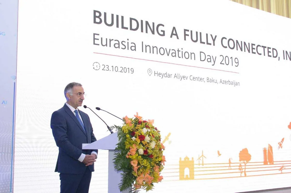 Elmir Vəlizadə: Azərbaycanda innovasiyaların əlaqəli və kompleks şəkildə inkişafı üçün strategiya hazırlanmalıdır