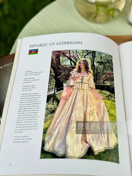 Vudro Vilsonun iqamətgahında Azərbaycan milli geyimi sərgilənib