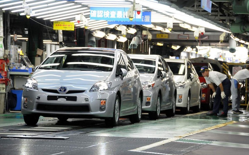 Toyota Yaponiyadakı 16 zavodunun işini dayandırır