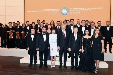 President Ilham Aliyev hosted official reception in honor of heads of state and government participating in Baku Summit