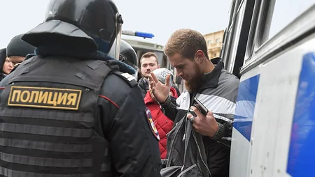 Полиция уточнила число задержанных на несогласованной акции в Москве