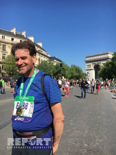 Azərbaycanlı atlet Parisdə 41-ci beynəlxalq qaçış marafonunda iştirak edib - FOTO