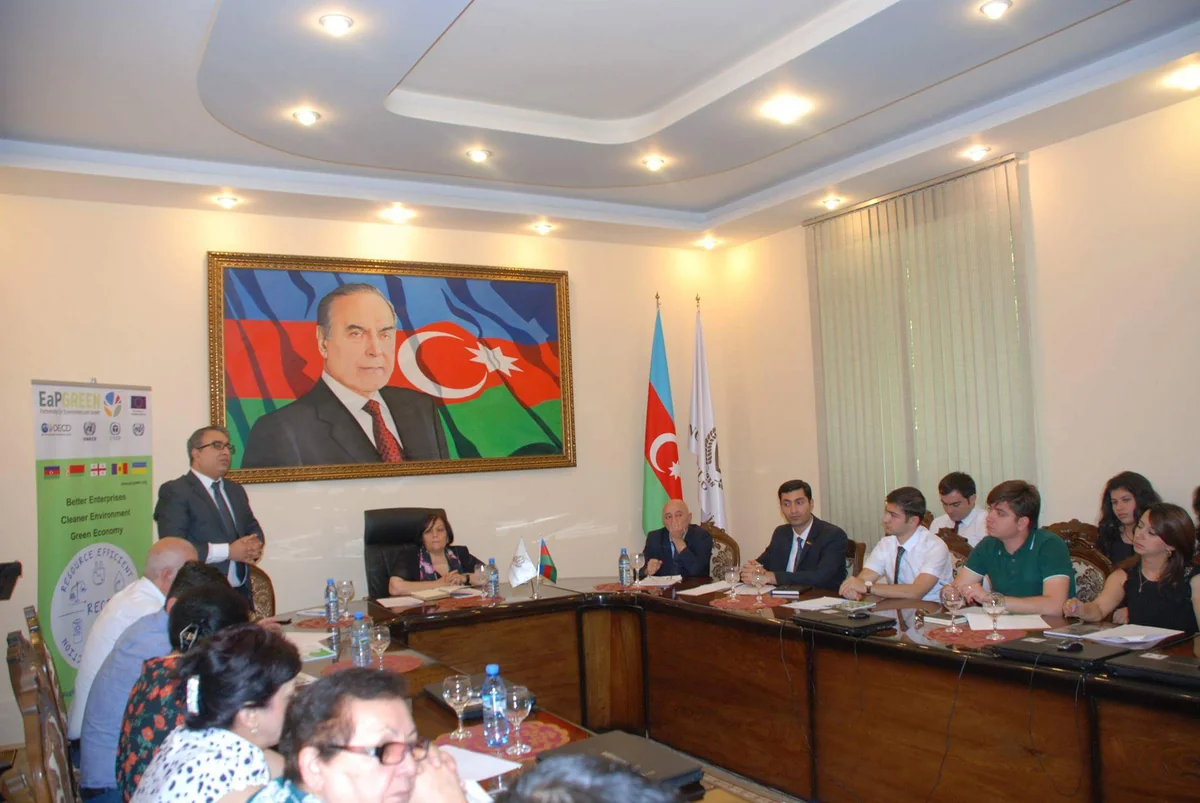 Gəncədə Sənaye müəssisələrində tullantıların minimallaşdırılması mövsuzunda forum keçirilib