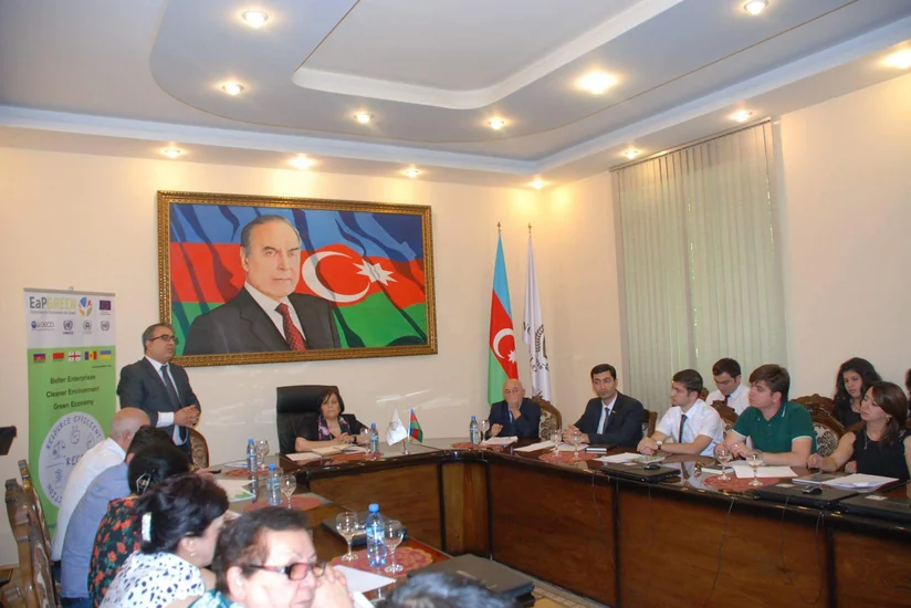 Gəncədə Sənaye müəssisələrində tullantıların minimallaşdırılması mövsuzunda forum keçirilib