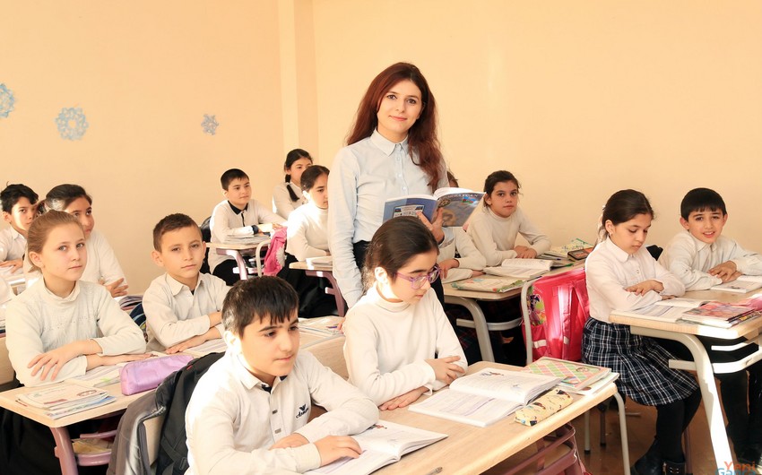 Ölkənin ümumi təhsil müəssisələrində müəllimlərin 80,7%-i qadınlardır